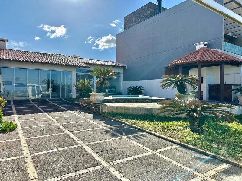 Casa 4 dormitórios, vista para o mar, Xangrila: 2ª foto da galeria de imagens do imóvel