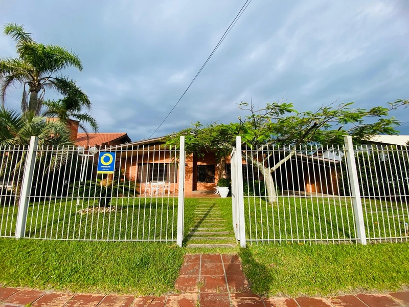 Casa em Atlântida a pouco passos do mar e Roubadinhas: 10ª foto da galeria de imagens do imóvel