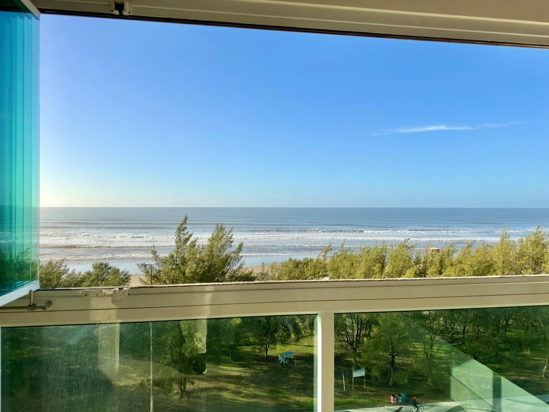 Apartamento mobiliado e decorado na Beira-Mar de Capão da Canoa: 7ª foto da galeria de imagens do imóvel