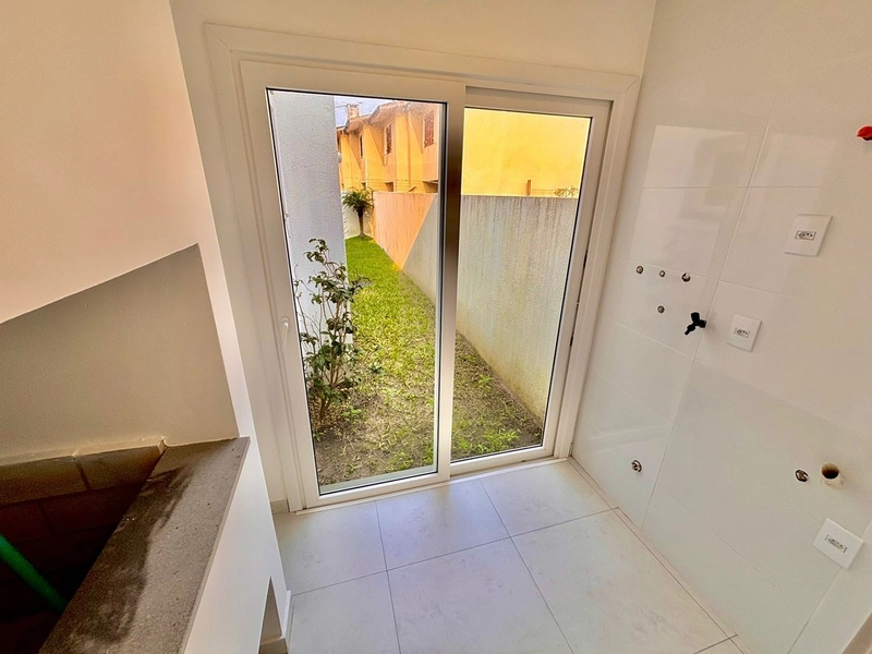 Casa com 2 dormitórios perto do mar!: 7ª foto da galeria de imagens do imóvel