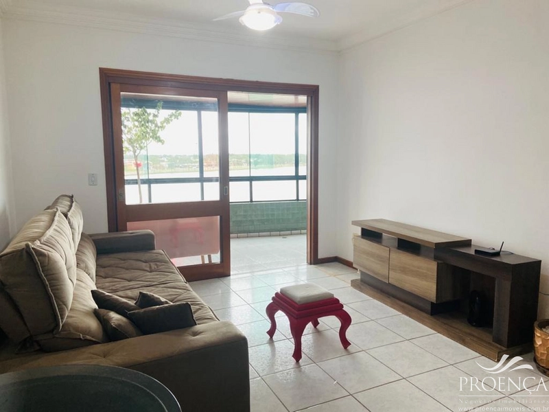 Apartamento de frente para o Rio.: 3ª foto da galeria de imagens do imóvel