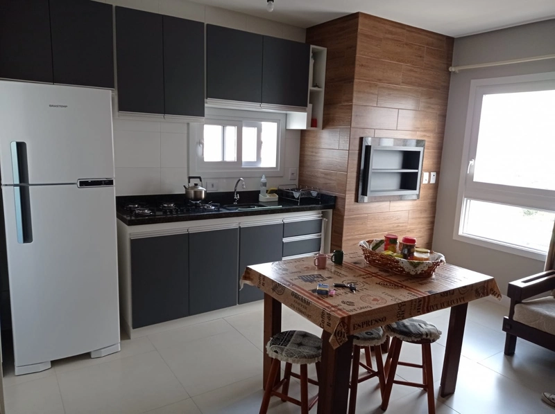 Apartamento 2 dormitórios com Suíte Mobiliado: 4ª foto da galeria de imagens do imóvel
