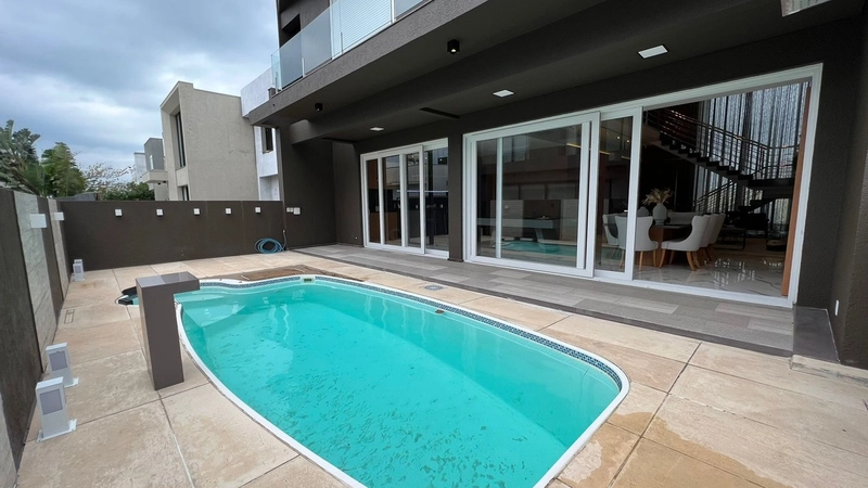 CONDOMÍNIO BLUE! SOBRADO 4 SUÍTES!PISCINA! MOBILIADO E DECORADO!: 39ª foto da galeria de imagens do imóvel