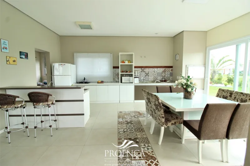 3 suítes, sendo 1 master com closet, Mobiliada.: 5ª foto da galeria de imagens do imóvel