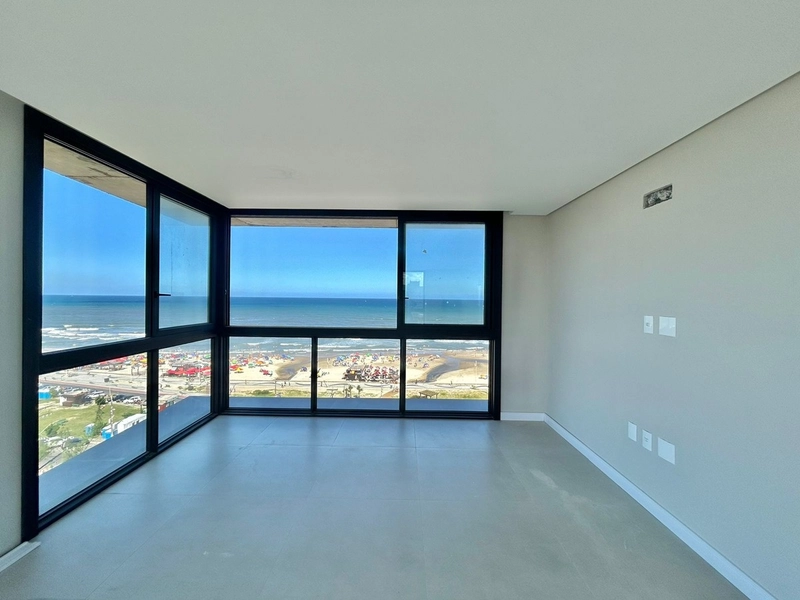 Apartamento com 3 Suítes, vista Mar e Serra em Capão da Canoa: 3ª foto da galeria de imagens do imóvel