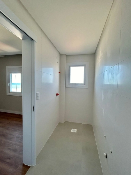 Apartamento com 3 Suítes, vista Mar e Serra em Capão da Canoa: 16ª foto da galeria de imagens do imóvel