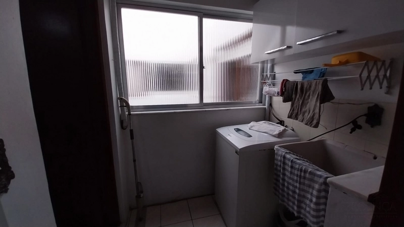 APARTAMENTO 2 DORMITÓRIOS E SACADA COM CHURRASQUEIRA: 21ª foto da galeria de imagens do imóvel