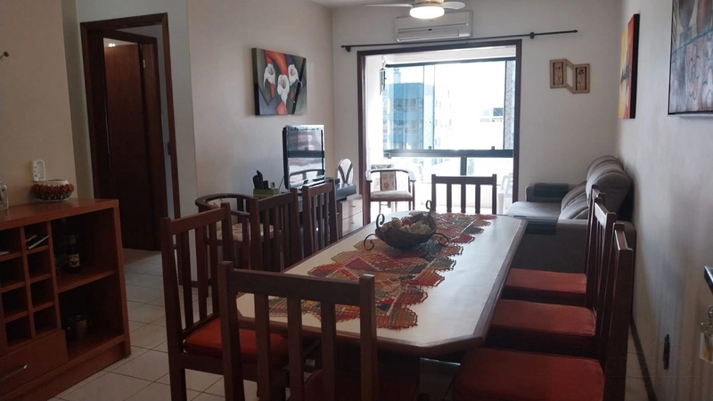 APARTAMENTO 2 DORMITÓRIOS E SACADA COM CHURRASQUEIRA: 8ª foto da galeria de imagens do imóvel