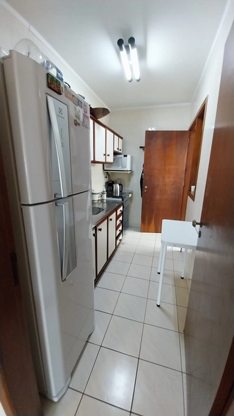 APARTAMENTO 2 DORMITÓRIOS E SACADA COM CHURRASQUEIRA: 6ª foto da galeria de imagens do imóvel