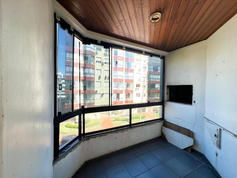 APARTAMENTO 02 DORMITÓRIOS - PRAÇA DO FAROL - CAPÃO DA CANOA: 4ª foto da galeria de imagens do imóvel