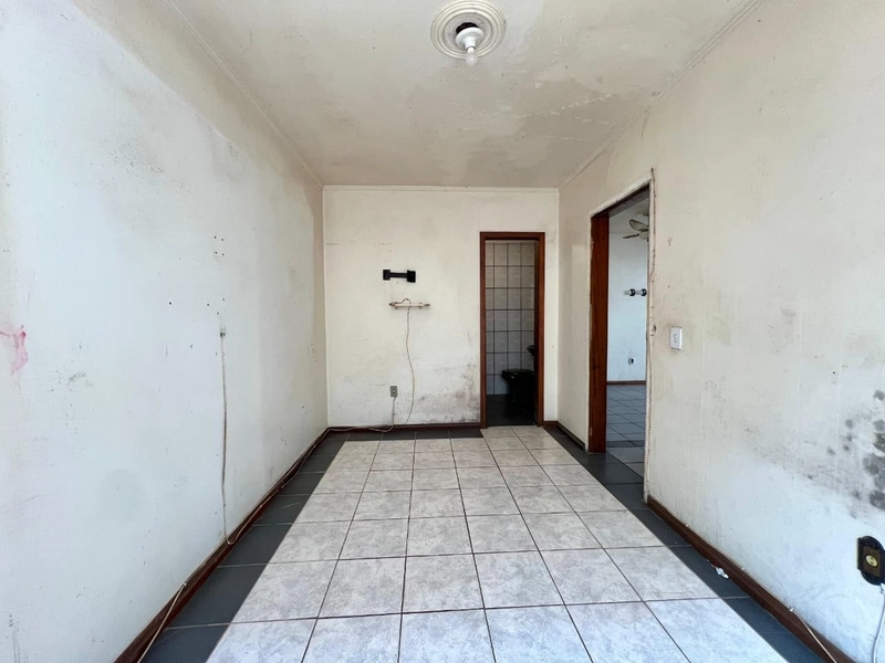 APARTAMENTO 02 DORMITÓRIOS - PRAÇA DO FAROL - CAPÃO DA CANOA: 2ª foto da galeria de imagens do imóvel