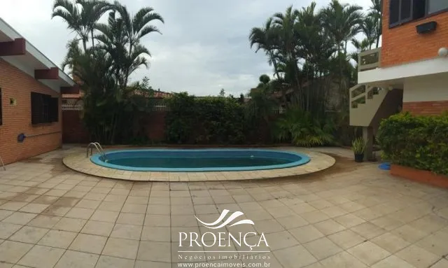 Sobrado com 4 dormitórios com piscina: 6ª foto da galeria de imagens do imóvel