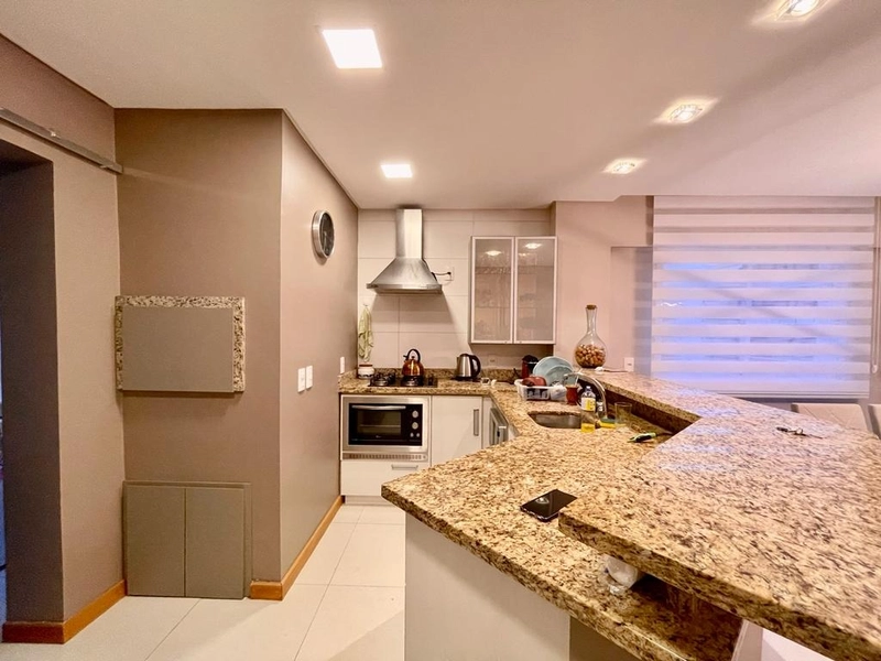 APARTAMENTO MOBILIADO E DECORADO - BAIRRO ZONA NOVA: 16ª foto da galeria de imagens do imóvel