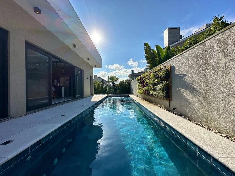 Casas em condomínio 4 suítes, centro de Xangri-lá, Quintas do Lago.: 15ª foto da galeria de imagens do imóvel