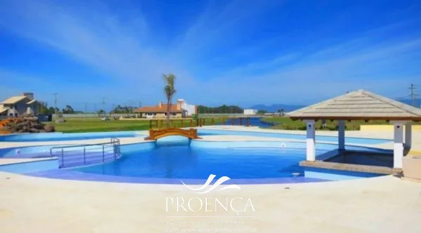 Excelente Casa Terreá, próximo ao clube, 4 Suites.: 7ª foto da galeria de imagens do imóvel