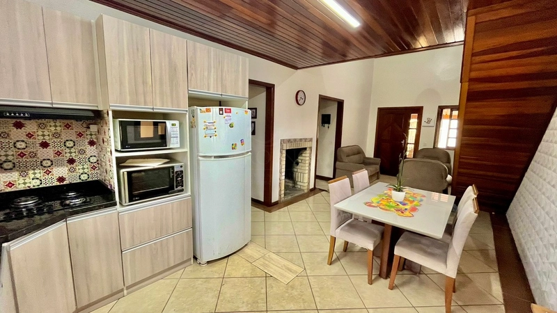 Casa mobiliada com suíte e espaço gourmet na Zona Nova: 11ª foto da galeria de imagens do imóvel