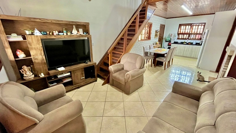 Casa mobiliada com suíte e espaço gourmet na Zona Nova: 6ª foto da galeria de imagens do imóvel