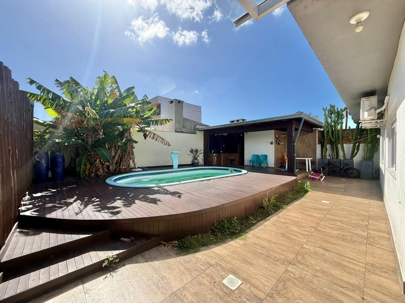 Casa 3 quartos 190m² Mobiliada e Decorada ( Zona Nova de Capão ): 7ª foto da galeria de imagens do imóvel