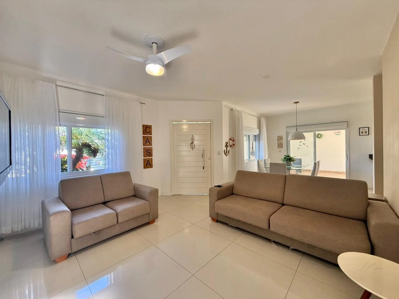 Casa 3 quartos 190m² Mobiliada e Decorada ( Zona Nova de Capão ): 17ª foto da galeria de imagens do imóvel