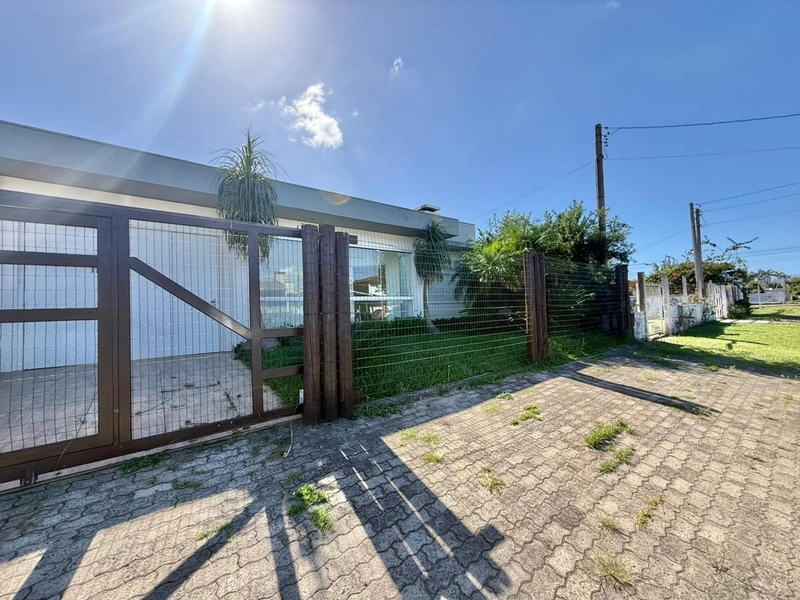 Casa 3 quartos 190m² Mobiliada e Decorada ( Zona Nova de Capão ): 20ª foto da galeria de imagens do imóvel