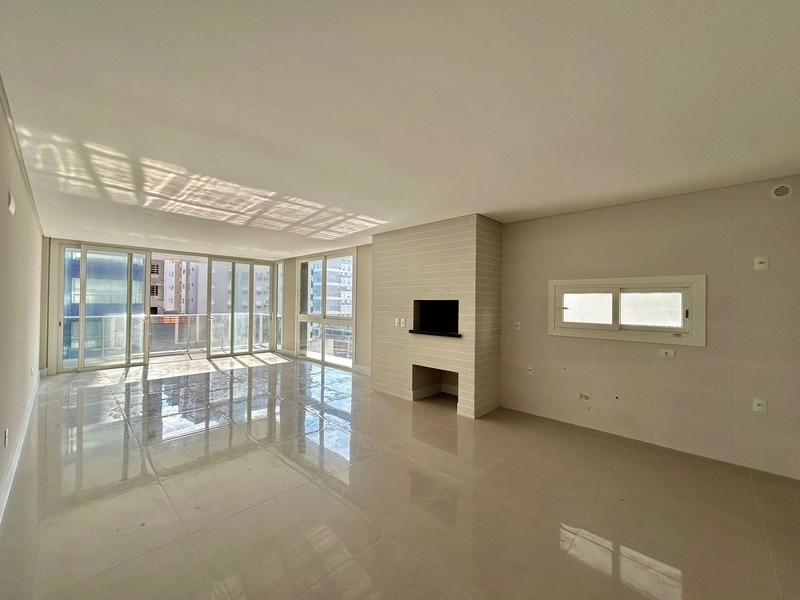 Apartamento 03 suítes  vista Mar, Navegantes em Capão da Canoa: 2ª foto da galeria de imagens do imóvel