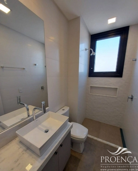 Casa Condomínio Fechado 5 suítes, Área verde e Beira Lago, Xangrilá.: 20ª foto da galeria de imagens do imóvel