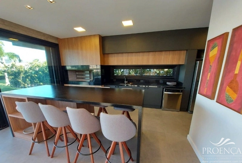 Casa Condomínio Fechado 5 suítes, Área verde e Beira Lago, Xangrilá.: 7ª foto da galeria de imagens do imóvel
