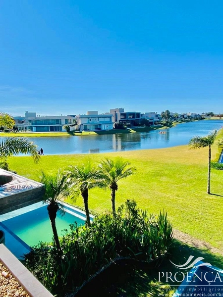 Casa Condomínio Fechado 5 suítes, Área verde e Beira Lago, Xangrilá.: 29ª foto da galeria de imagens do imóvel