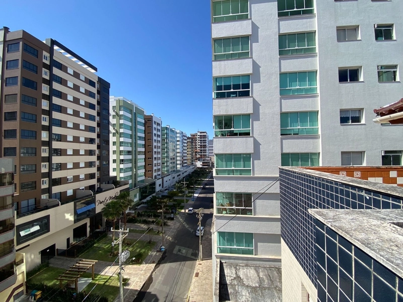 Cobertura  com 04 dormitórios mobiliada com sacada e vista para o mar!: 18ª foto da galeria de imagens do imóvel