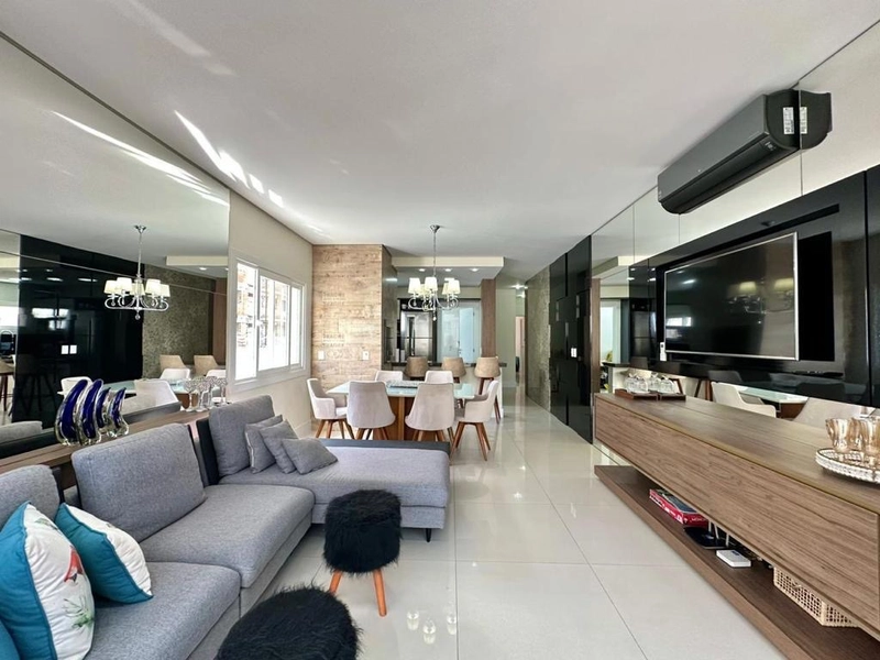 Apartamento de frente ,mobiliado e decorado! 2 dormitórios com suíte!: 2ª foto da galeria de imagens do imóvel