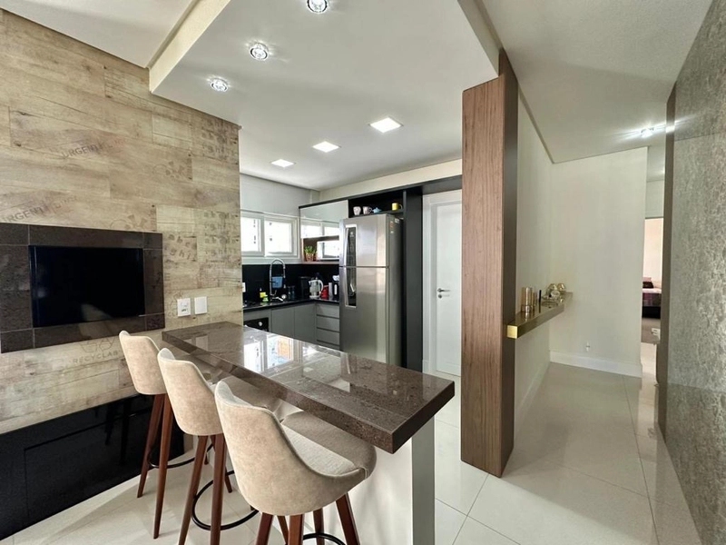 Apartamento de frente ,mobiliado e decorado! 2 dormitórios com suíte!: 6ª foto da galeria de imagens do imóvel