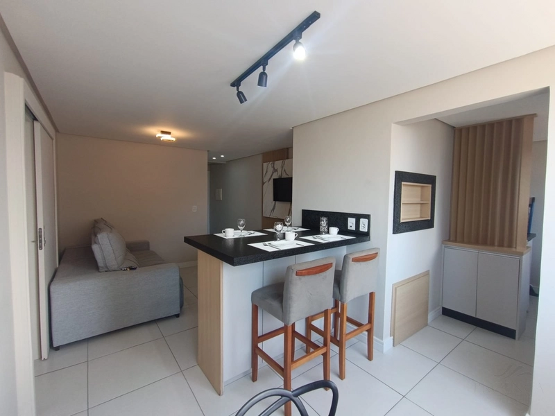 Apartamento Novo 02 dormitórios Mobiliado e Decorado: 2ª foto da galeria de imagens do imóvel