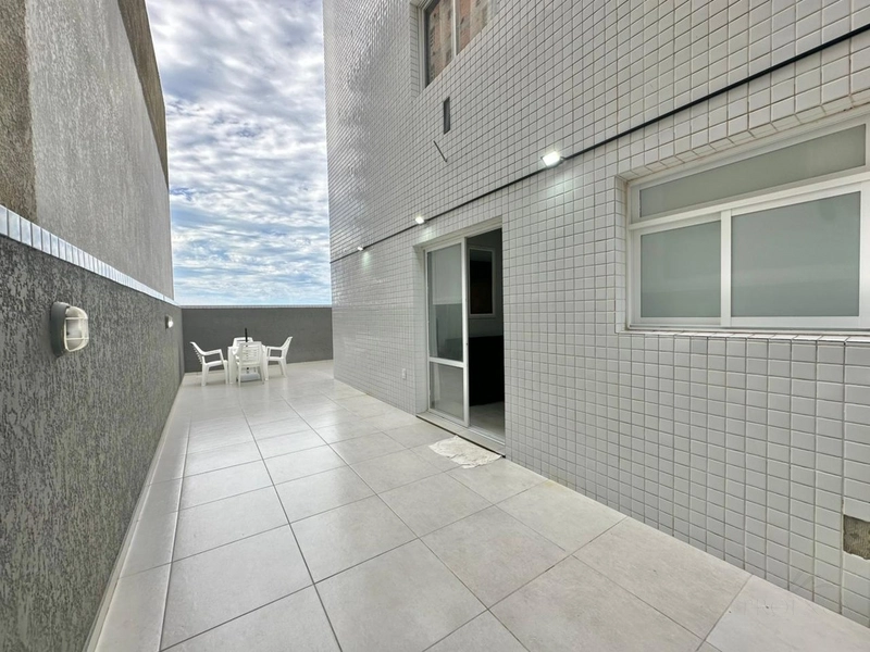 APARTAMENTO DE 1 DORMITÓRIO COM TERRAÇO EM L À VENDA – ZONA NOVA | CAP: 2ª foto da galeria de imagens do imóvel