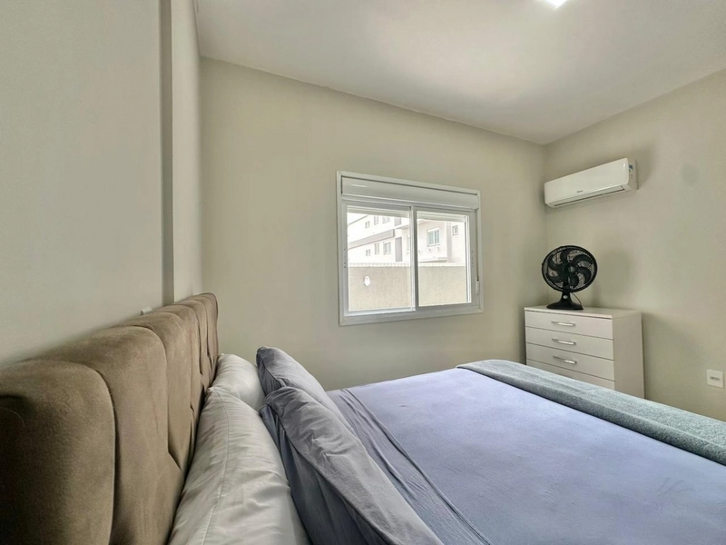 APARTAMENTO DE 1 DORMITÓRIO COM TERRAÇO EM L À VENDA – ZONA NOVA | CAP: 14ª foto da galeria de imagens do imóvel