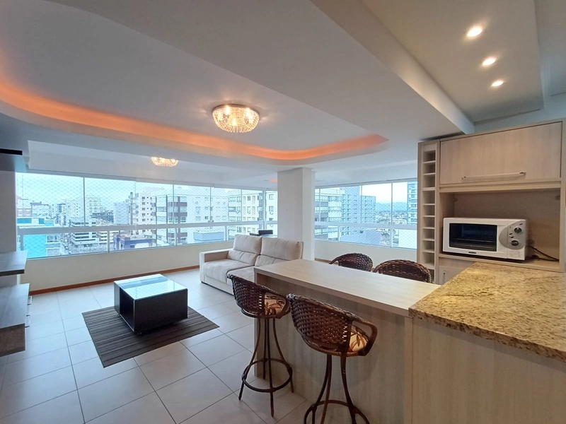 Apartamento 03 dormitórios em Avenida com vista para o mar!!: 1ª foto da galeria de imagens do imóvel