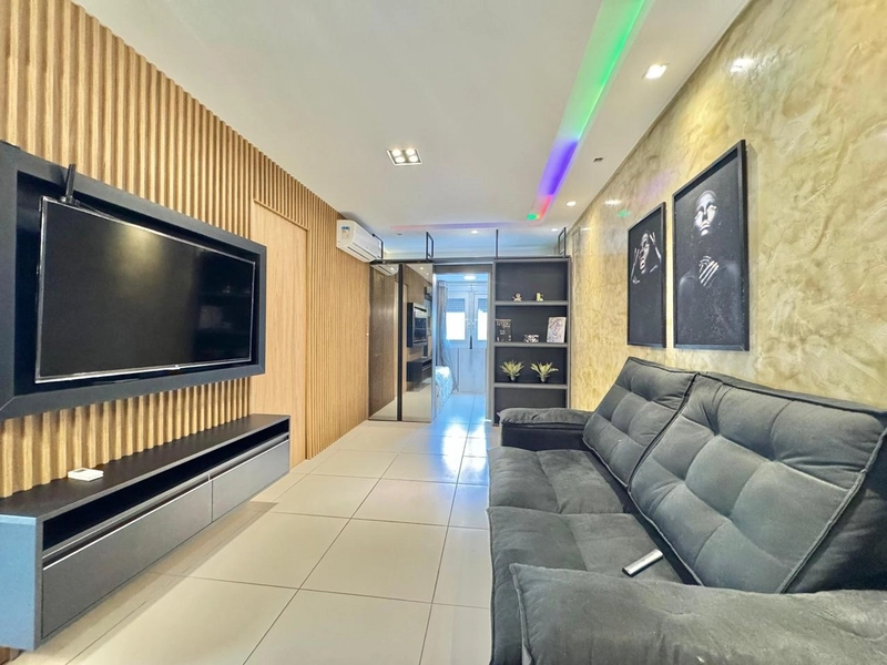 Apartamento de 2 Dormitórios  com box ( Piscina vista mar ): 9ª foto da galeria de imagens do imóvel