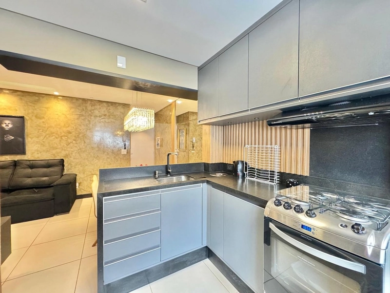 Apartamento de 2 Dormitórios  com box ( Piscina vista mar ): 7ª foto da galeria de imagens do imóvel
