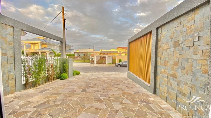 Casa térrea 3 suítes Bairro Girassol em Capão da Canoa: 2ª foto da galeria de imagens do imóvel