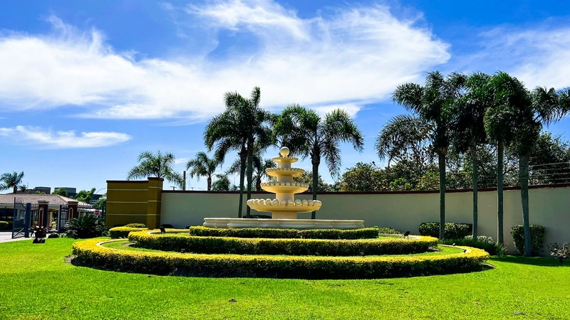 Sobrado - Dois terrenos - 7 suítes - Condado de Capão: 38ª foto da galeria de imagens do imóvel