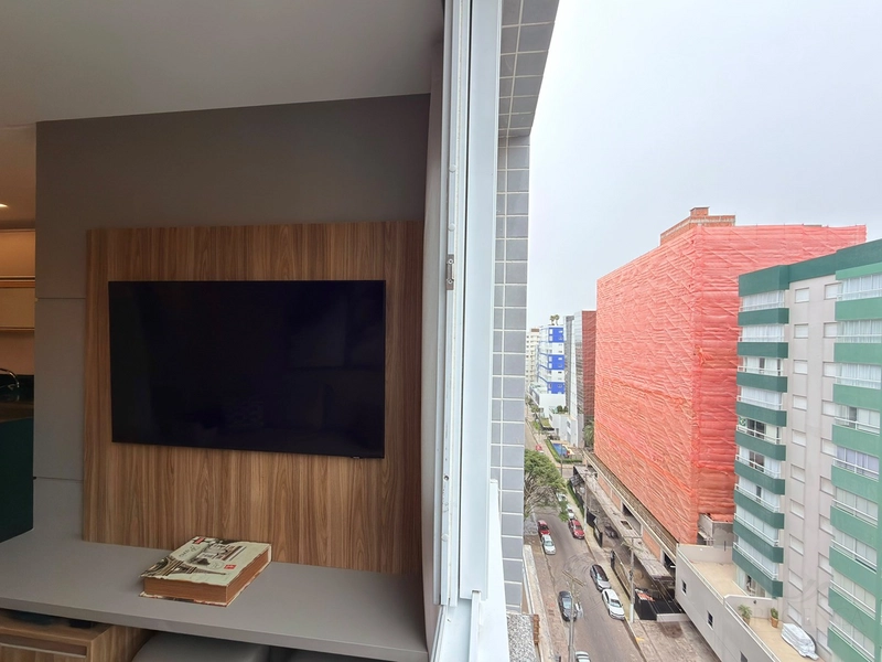 APARTAMENTO À VENDA EM CAPÃO DA CANOA! ANDAR ALTO • mobiliado e decorado! 2 VAGAS • PRÓXIMO AO MAR: 6ª foto da galeria de imagens do imóvel