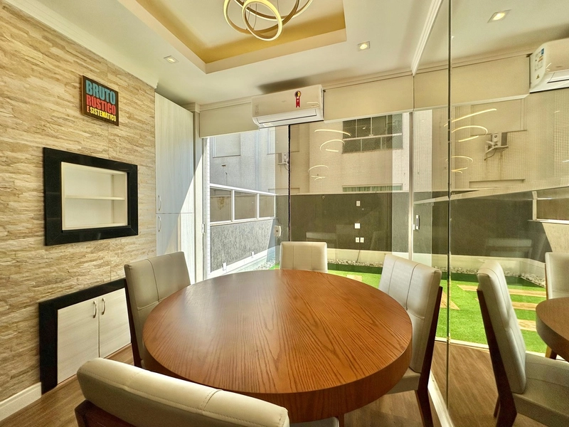 Apartamento 2 dormitórios Frente a Praça em Capão da Canoa: 7ª foto da galeria de imagens do imóvel