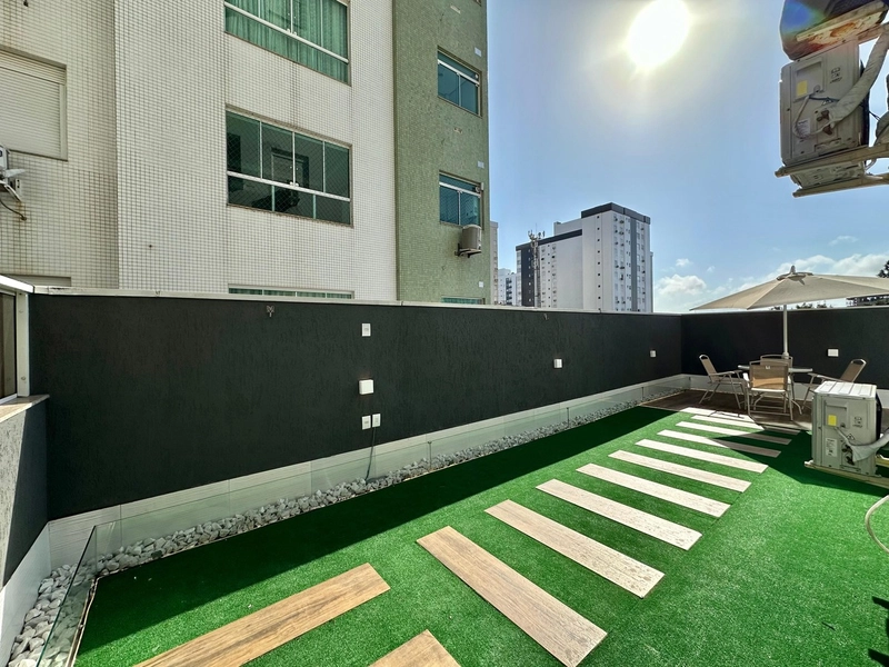 Apartamento 2 dormitórios Frente a Praça em Capão da Canoa: 3ª foto da galeria de imagens do imóvel