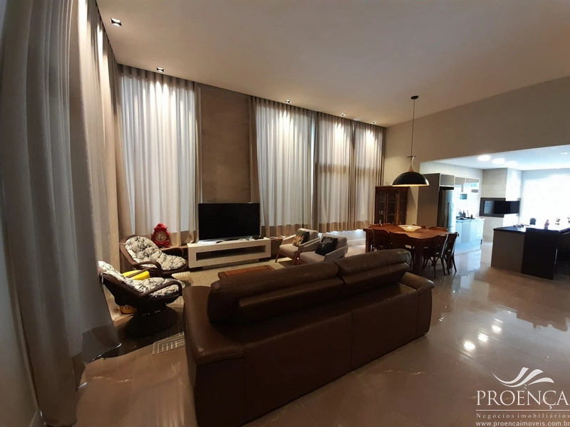 Casa no Condomínio Quintas do Lago com 03 suítes: 3ª foto da galeria de imagens do imóvel
