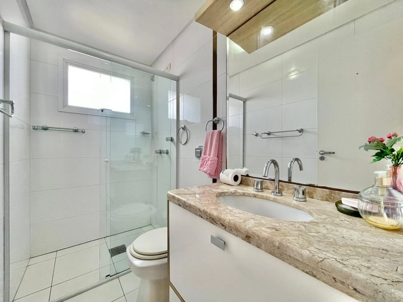 Apartamento de  3Dormitórios vista mar ( Avenida Poti ): 19ª foto da galeria de imagens do imóvel