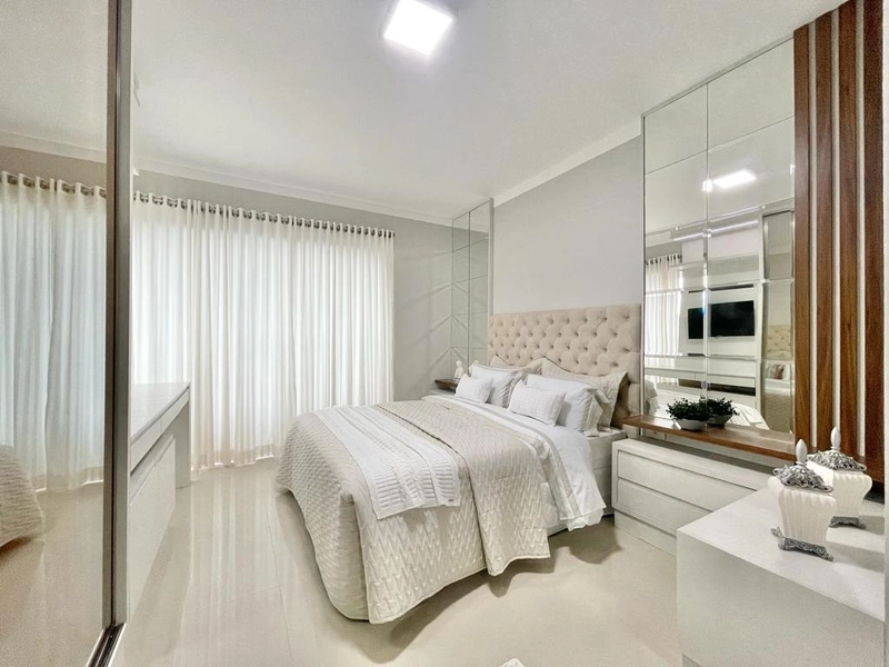 Em Frente a Praça , com uma linda Vista. Prédio com Infra Completa.: 23ª foto da galeria de imagens do imóvel