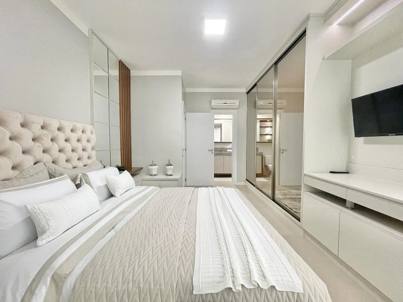 Em Frente a Praça , com uma linda Vista. Prédio com Infra Completa.: 21ª foto da galeria de imagens do imóvel