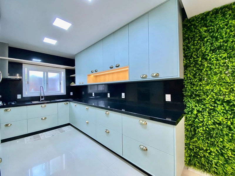 Casa 4 Dormitórios com piscina ( Condado de Capão ): 20ª foto da galeria de imagens do imóvel