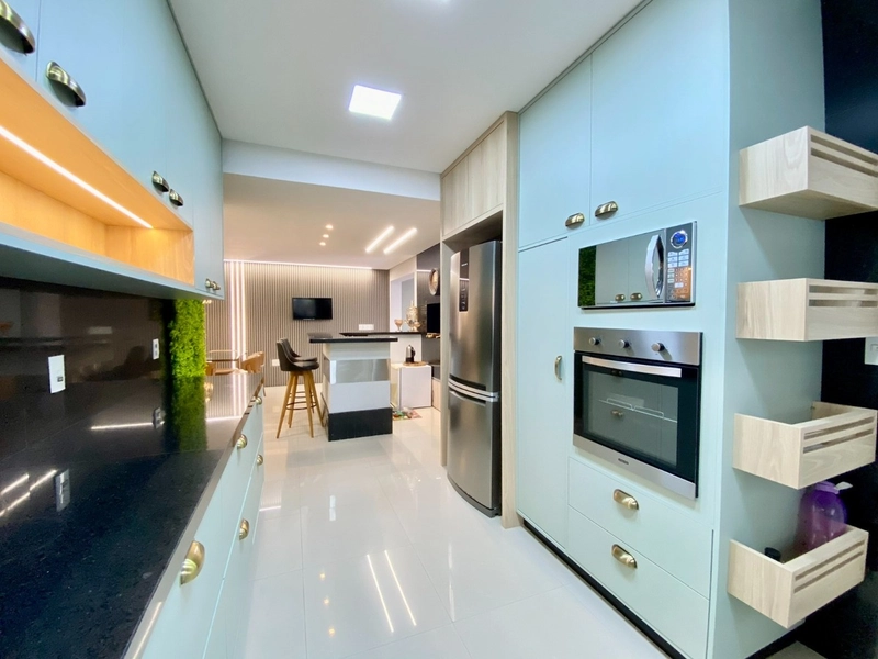 Casa 4 Dormitórios com piscina ( Condado de Capão ): 16ª foto da galeria de imagens do imóvel