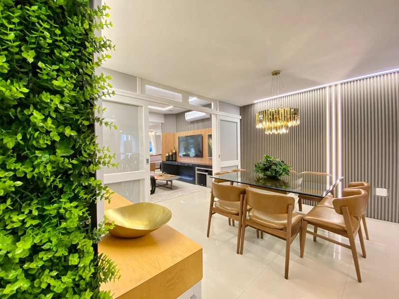 Casa 4 Dormitórios com piscina ( Condado de Capão ): 13ª foto da galeria de imagens do imóvel
