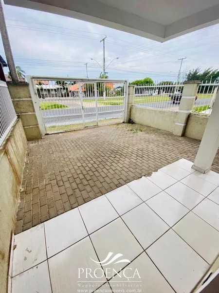 De frente lindo sobrado de esquina Mobiliado.: 10ª foto da galeria de imagens do imóvel
